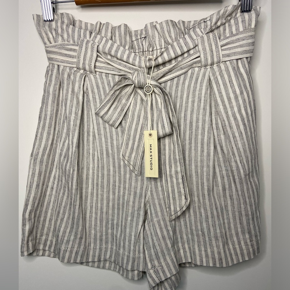 Max Studio Linen Blend Shorts Paper bag waist Size XS NWT!